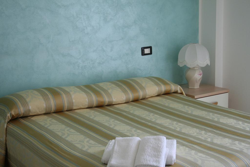 Bed And Breakfast Cirelli Скалея Номер фото